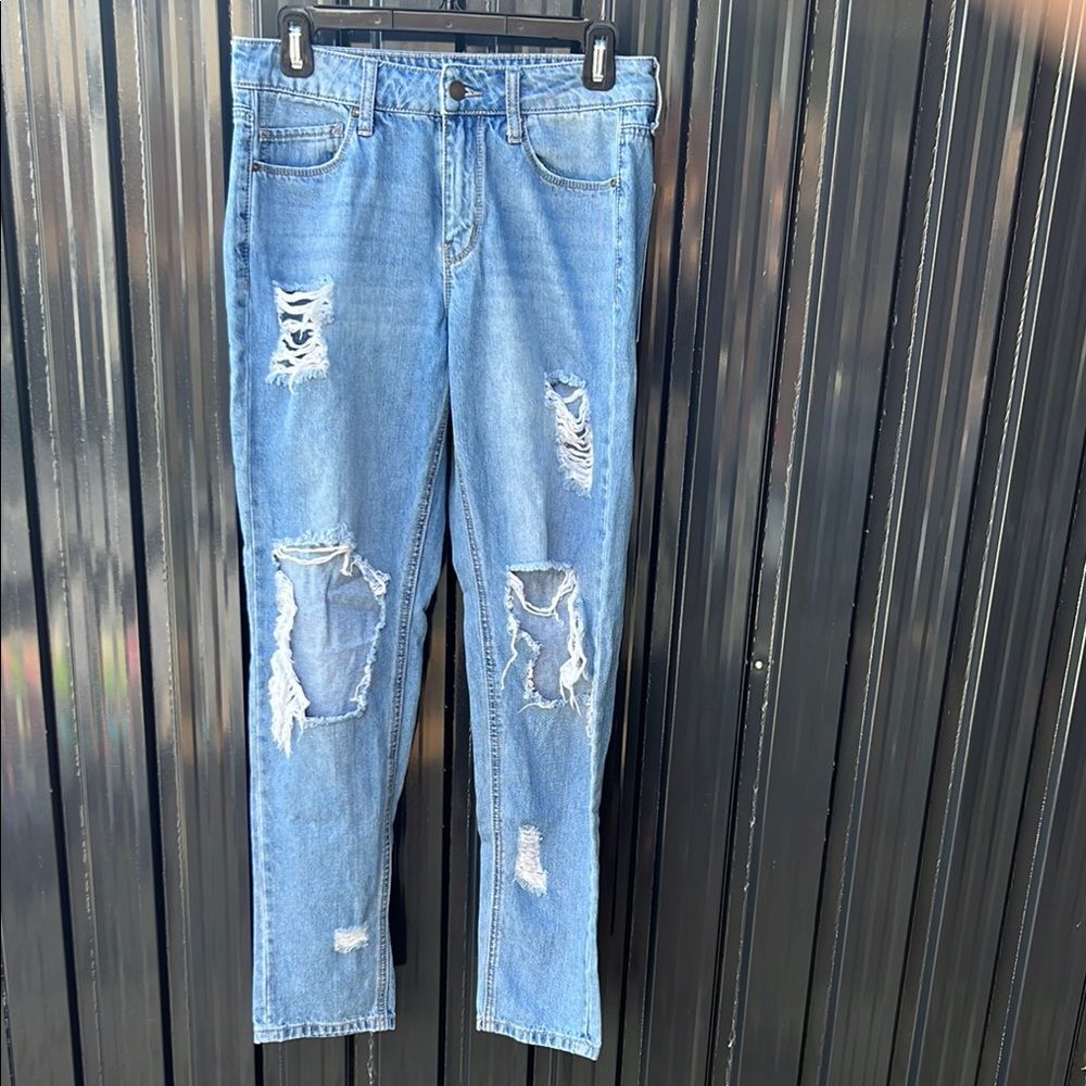 Empyre Easton Boyfriend Jeans Size 3 Juniors Blue Distressed Ripped Skate Denim